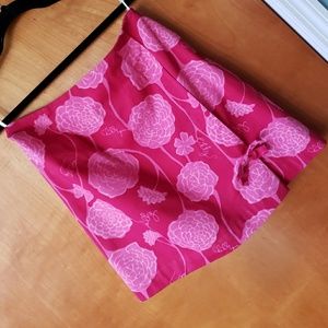 Lilly Pulitzer pink mini skirt size 8 flowered